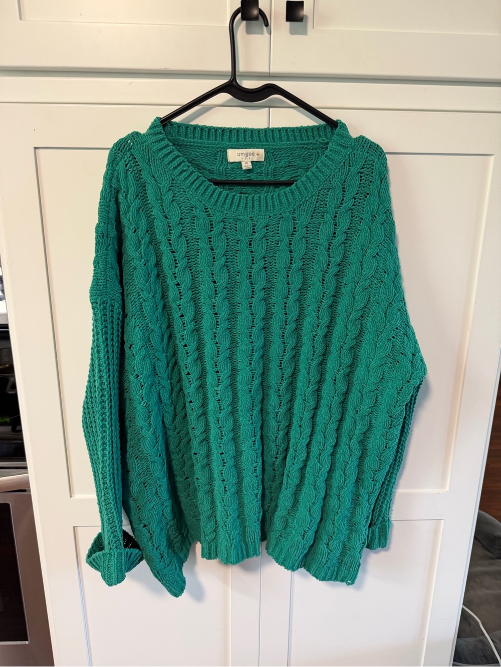 Umgee Emerald Green Cable Knit Women’s Sweater